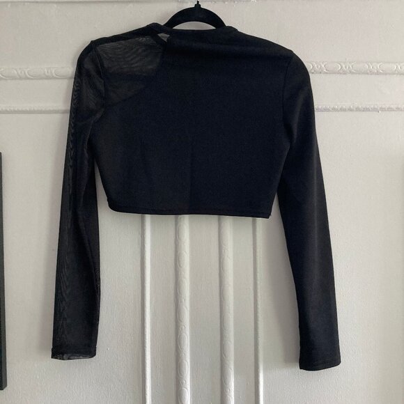 PrettyLittleThing Black Mesh Contrast Detail Long Sleeve Top - Picture 5 of 6